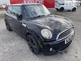 Location: South Wales - 2010 MINI COOPER D 3 Door Hatchback REG: SL60ZFW, Keys: No, MOT Expiry date: 25/06/2025, 1598 Diesel, 6 Speed Manual Diesel, Former Keepers: 9