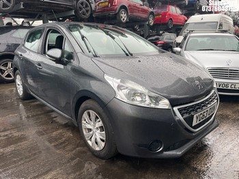 Location: Stapleford - 2013 PEUGEOT 208 ACCESS PLUS 5 Door Hatchback REG: YG63OXN, Keys: No, MOT Expiry date: 29/09/2026, 1199 Petrol, 5 Speed Manual Petrol, Former Keepers: 4