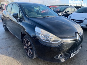 Location: Belvedere - 2016 RENAULT CLIO DYNAMIQUE S NAV TCE 5 DOOR HATCHBACK REG: EY16HYM, 898cc PETROL, 5 SPEED MANUAL PETROL, Former Keepers: 2, Keys: Yes, MOT Expiry date: 02/09/2026