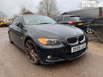 Location: Mitcham - 2009 BMW 320I M SPORT Convertible REG: DV09LCE, Keys: No, MOT Expiry date: 10/03/2026, 1995 Petrol, 6 Speed Manual Petrol, Former Keepers: 6