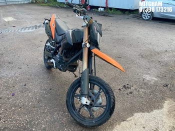 Location: Mitcham - 2015 KSR MOTO TW 125 Motorcycle REG: LF65VMO, Keys: No, MOT Expiry date: 12/03/2024, 125 Petrol, Manual, Former Keepers: 3