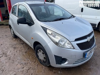 Location: Peterborough - 2010 CHEVROLET SPARK PLUS 5 Door Hatchback REG: LO10JUE, Keys: No, MOT Expiry date: 02/12/2025, 995 Petrol, 5 Speed Manual Petrol, Former Keepers: 6