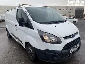Location: South Wales - 2017 FORD TRANSIT CUSTOM 310 PANEL VAN REG: BT17PXC, 1995cc DIESEL, 6 SPEED MANUAL DIESEL, Former Keepers: 2, Keys: Yes, MOT Expiry date: 07/10/2026
