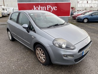 Location: South Wales - 2012 FIAT PUNTO EASY MULTIJET 5 Door Hatchback REG: GU12VWD, Keys: No, MOT Expiry date: 03/04/2026, 1248 Diesel, 5 Speed Manual Diesel, Former Keepers: 5