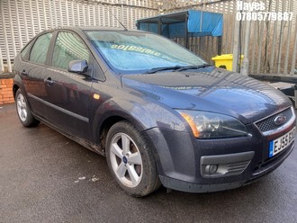 Location: Hayes - 2005 FORD FOCUS ZETEC CLIMATE AUTO 5 Door Hatchback REG: EJ55BXO, Keys: No, MOT Expiry date: 15/04/2026, 1596 Petrol, 4 Speed Auto Petrol, Former Keepers: 9
