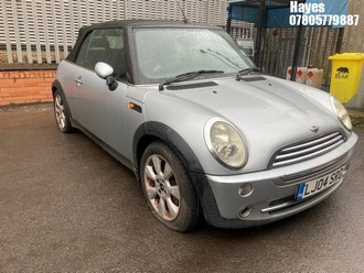 Location: Hayes - 2004 MINI MINI COOPER Convertible REG: LJ04SRG, Keys: No, MOT Expiry date: 27/05/2025, 1598 Petrol, 5 Speed Manual Petrol, Former Keepers: 3