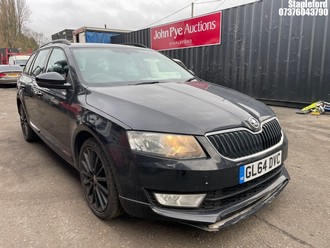 Location: Stapleford - 2014 SKODA OCTAVIA BLACK EDITION TDI Estate REG: GL64DVC, Keys: Yes, MOT Expiry date: 05/01/2027, 1598 Diesel, 7 Speed S-Auto Diesel, Former Keepers: 3