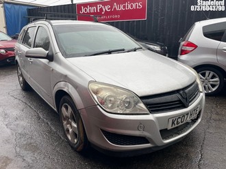 Location: Stapleford - 2007 VAUXHALL ASTRA CLUB S-A Estate REG: KC07HTE, Keys: Yes, MOT Expiry date: 07/02/2026, 1598 Petrol, 5 Speed Semi Auto Petrol, Former Keepers: 6