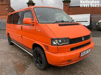 Location: Nottingham - 1998 VOLKSWAGEN TRANSPORTER LWB MINIBUS REG: R530TLA, 1896cc DIESEL, MANUAL, Former Keepers: 12, Keys: Yes, MOT Expiry date: 25/02/2026