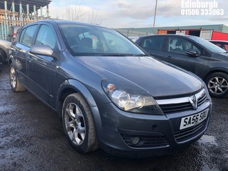 Location: Edinburgh - 2006 VAUXHALL ASTRA SXI TWINPORT 5 Door Hatchback REG: SA56SDU, Keys: No, MOT Expiry date: 15/09/2025, 1598 Petrol, 5 Speed Manual Petrol, Former Keepers: 3