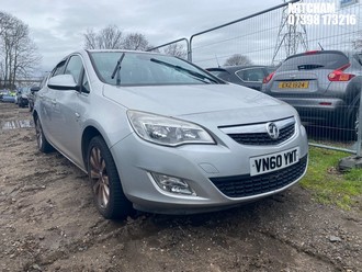 Location: Mitcham - 2011 VAUXHALL ASTRA SE 5 Door Hatchback REG: VN60YWT, Keys: No, MOT Expiry date: 02/02/2026, 1598 Petrol, 5 Speed Manual Petrol, Former Keepers: 3