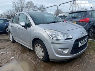 Location: Mitcham - 2010 CITROEN C3 AIRDREAM+ HDI 5 Door Hatchback REG: GK10XWD, Keys: No, MOT Expiry date: 31/03/2026, 1560 Diesel, 5 Speed Manual Diesel, Former Keepers: 3