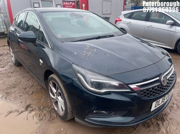 Location: Peterborough - 2018 VAUXHALL ASTRA SRI 5 Door Hatchback REG: DL18OGX, Keys: Yes, MOT Expiry date: 29/06/2026, 1399 Petrol, 5 Speed Manual Petrol, Former Keepers: 2