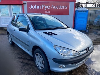 Location: Hull - 2004 PEUGEOT 206 FEVER 3 Door Hatchback REG: FE04HGZ, Keys: No, MOT Expiry date: 03/12/2025, 1124 Petrol, 5 Speed Manual Petrol, Former Keepers: 6