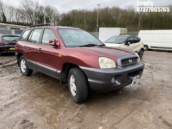Location: Leeds - 2004 HYUNDAI SANTA FE Estate REG: FJ54OWG, Keys: No, MOT Expiry date: 14-05-2026, 2351 Petrol, 5 Speed Manual Petrol, Former Keepers: 5