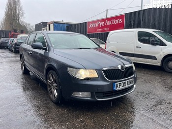 Location: Stapleford - 2009 SKODA SUPERB ELEGANCE CRTDI A 5 Door Hatchback REG: KP09UMR, Keys: Yes, MOT Expiry date: 11/09/2026, 1968 Diesel, 6 Speed Auto Diesel, Former Keepers: 4