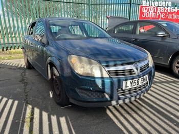 Location: Belvedere - 2007 VAUXHALL ASTRA LIFE A/C A 5 Door Hatchback REG: LY56EMK, Keys: No, MOT Expiry date: 07/07/2026, 1796 Petrol, 4 Speed Auto Petrol, Former Keepers: 10