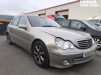 Location: Edinburgh - 2005 MERCEDES C220 CDI AVANTGDE SE A 4 Door Saloon REG: SO05DFP, Keys: No, MOT Expiry date: 16/04/2026, 2148 Diesel, 5 Speed Auto Diesel, Former Keepers: 12