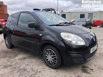Location: Nottingham - 2010 RENAULT TWINGO EXPRESSION 3 Door Hatchback REG: SA60ZBP, Keys: No, MOT Expiry date: 18/08/2026, 1149 Petrol, 5 Speed Manual Petrol, Former Keepers: 8