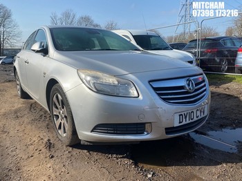 Location: Mitcham - 2010 VAUXHALL INSIGNIA SE 5 Door Hatchback REG: DY10CYV, Keys: No, MOT Expiry date: 13/04/2026, 1796 Petrol, 6 Speed Manual Petrol, Former Keepers: 4