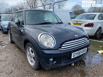 Location: Mitcham - 2008 MINI COOPER 3 Door Hatchback REG: GY58KVX, Keys: No, MOT Expiry date: 01/10/2025, 1598 Petrol, 6 Speed Manual Petrol, Former Keepers: 6