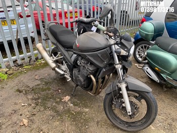 Location: Mitcham - 2007 SUZUKI GSF 650 K6 Motorcycle REG: RY07UKM, Keys: No, MOT Expiry date: 01/11/2024, 656 Petrol, Manual, Former Keepers: 6