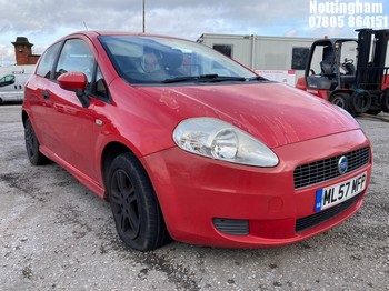 Location: Nottingham - 2007 FIAT GRANDE PUNTO ACTIVE 65 3 Door Hatchback REG: ML57MFP, Keys: No, MOT Expiry date: 29/06/2026, 1242 Petrol, 5 Speed Manual Petrol, Former Keepers: 6
