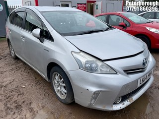 Location: Peterborough - 2014 TOYOTA PRIUS Estate REG: LK14HMV, Keys: No, MOT Expiry date: 14/01/2026, 1797 Hybrid Electric, Auto, Former Keepers: 5