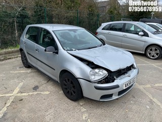 Location: Brentwood - 2006 VOLKSWAGEN GOLF SE AUTO 5 Door Hatchback REG: AK56UCO, Keys: No, MOT Expiry date: 16/10/2026, 1598 Petrol, 6 Speed Auto Petrol, Former Keepers: 7