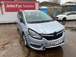 Location: Hull - 2017 VAUXHALL ZAFIRA TOURER DSN CDTI ET MPV REG: DU67YLO, Keys: No, MOT Expiry date: 10/01/2026, 1598 Diesel, 6 Speed Manual Diesel, Former Keepers: 4