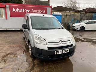 Location: Hull - 2009 CITROEN BERLINGO 625 LX HDI 75 Panel Van REG: PE59GKK, Keys: No, MOT Expiry date: 29/08/2025, 1560 Diesel, 5 Speed Manual Diesel, Former Keepers: 5
