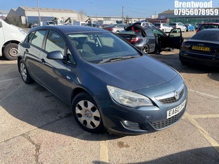 Location: Brentwood - 2010 VAUXHALL ASTRA EXCLUSIV CDTI 108 5 Door Hatchback REG: EA60DHN, Keys: No, MOT Expiry date: 11/11/2025, 1686 Diesel, 6 Speed Manual Diesel, Former Keepers: 4