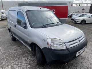 Location: South Wales - 2008 CITROEN BERLINGO 600 HDI ENTER 75 Car Derived Van REG: YY57PZZ, Keys: No, MOT Expiry date: 02/10/2025, 1598 Diesel, 5 Speed Manual Diesel, Former Keepers: 5