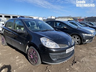 Location: Leeds - 2006 RENAULT CLIO EXPRESSION 5 Door Hatchback REG: YS06PHJ, Keys: No, MOT Expiry date: 09-01-2027, 1390 Petrol, 5 Speed Manual Petrol, Former Keepers: 10