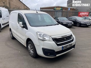 Location: Hayes - 2017 PEUGEOT PARTNER PROFESSION L1 BLU Panel Van REG: KS67TUH, Keys: No, MOT Expiry date: 13/11/2026, 1560 Diesel, 5 Speed Manual Diesel, Former Keepers: 1