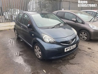 Location: Hayes - 2006 TOYOTA AYGO+ VVT-I 5 Door Hatchback REG: WP06GLZ, Keys: No, MOT Expiry date: 03/03/2026, 998 Petrol, 5 Speed Manual Petrol, Former Keepers: 15