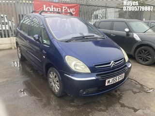 Location: Hayes - 2005 CITROEN XSARA PICASSO EXCL AUTO Estate REG: MJ55SYU, Keys: No, MOT Expiry date: 05/11/2025, 1997 Petrol, 4 Speed Auto Petrol, Former Keepers: 6