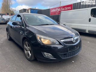 Location: Stapleford - 2010 VAUXHALL ASTRA SRI 5 Door Hatchback REG: SA10TXX, Keys: Yes, MOT Expiry date: 28/05/2026, 1598 Petrol, 5 Speed Manual Petrol, Former Keepers: 6