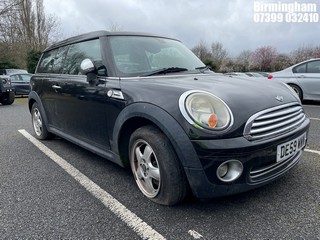 Location: Birmingham - 2009 MINI COOPER CLUBMAN Estate REG: DE59WWN, 1598cc Petrol, 6 Speed Manual Petrol, Former Keepers: 6, Keys: No, MOT Expiry date: 28/05/2025