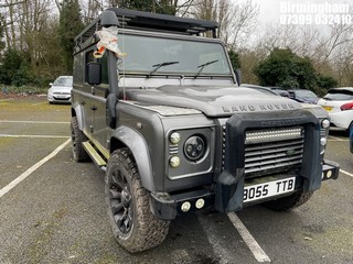 Location: Birmingham - 2010 LAND ROVER DEFENDER 110 XS TDI D/C Light 4X4 Utility REG: BO55TTB, 2402cc Diesel, 6 Speed Manual Diesel, Former Keepers: 1, Keys: Yes, MOT Expiry date: 10/05/2024