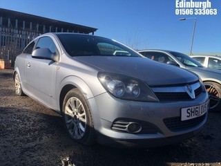 Location: Edinburgh - 2011 VAUXHALL ASTRA SRI 3 Door Hatchback REG: SH61OUS, Keys: No, MOT Expiry date: 14/02/2026, 1598 Petrol, 5 Speed Manual Petrol, Former Keepers: 6