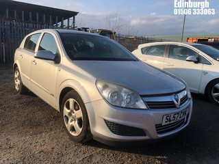 Location: Edinburgh - 2007 VAUXHALL ASTRA CLUB TWINPORT 5 Door Hatchback REG: SL57CVK, Keys: No, MOT Expiry date: 31/01/2026, 1364 Petrol, 5 Speed Manual Petrol, Former Keepers: 8