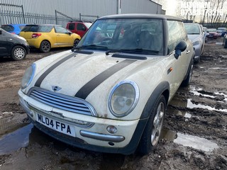 Location: Mitcham - 2004 MINI MINI COOPER 3 Door Hatchback REG: ML04FPA, Keys: No, MOT Expiry date: 11/01/2025, 1598 Petrol, 5 Speed Manual Petrol, Former Keepers: 7