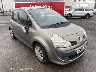 Location: South Wales - 2010 RENAULT MODUS EXPRESSION 75 5 Door Hatchback REG: CA10JNJ, Keys: No, MOT Expiry date: 18/11/2026, 1149 Petrol, 5 Speed Manual Petrol, Former Keepers: 6