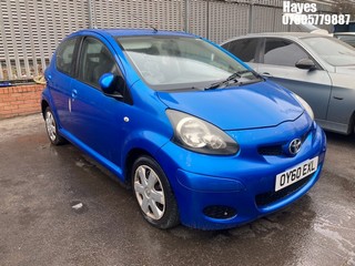 Location: Hayes - 2010 TOYOTA AYGO BLUE VVT-I 5 Door Hatchback REG: OY60EXL, Keys: No, MOT Expiry date: 29/08/2025, 998 Petrol, 5 Speed Manual Petrol, Former Keepers: 6