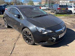 NOTE: ATF Registered Buyers ONLY - Location: Mitcham - 2014 VAUXHALL ASTRA GTC SRI TURBO AUTO 3 Door Hatchback REG: MF14UTC, Keys: No, 1364 Petrol, 6 Speed Auto Petrol, Former Keepers: 4