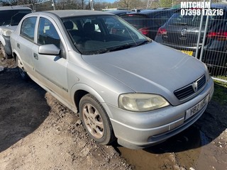 Location: Mitcham - 2001 VAUXHALL ASTRA CLUB 16V 5 Door Hatchback REG: Y82NFG, Keys: No, MOT Expiry date: 19/03/2026, 1598 Petrol, 5 Speed Manual Petrol, Former Keepers: 5