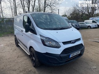 Location: Mitcham - 2017 FORD TRANSIT CUSTOM 270 Panel Van REG: YO17AVF, Keys: No, MOT Expiry date: 20/02/2027, 1995 Diesel, 6 Speed Manual Diesel, Former Keepers: 4