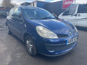 Location: Stapleford - 2008 RENAULT CLIO TOMTOM 75 16V 3 Door Hatchback REG: ND08AEN, Keys: Yes, MOT Expiry date: 02/03/2026, 1149 Petrol, 5 Speed Manual Petrol, Former Keepers: 2