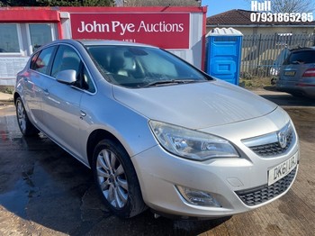 Location: Hull - 2011 VAUXHALL ASTRA ELITE CDTI S/S 5 Door Hatchback REG: DK61URJ, Keys: No, MOT Expiry date: 11/09/2025, 1956 Diesel, 6 Speed Manual Diesel, Former Keepers: 7